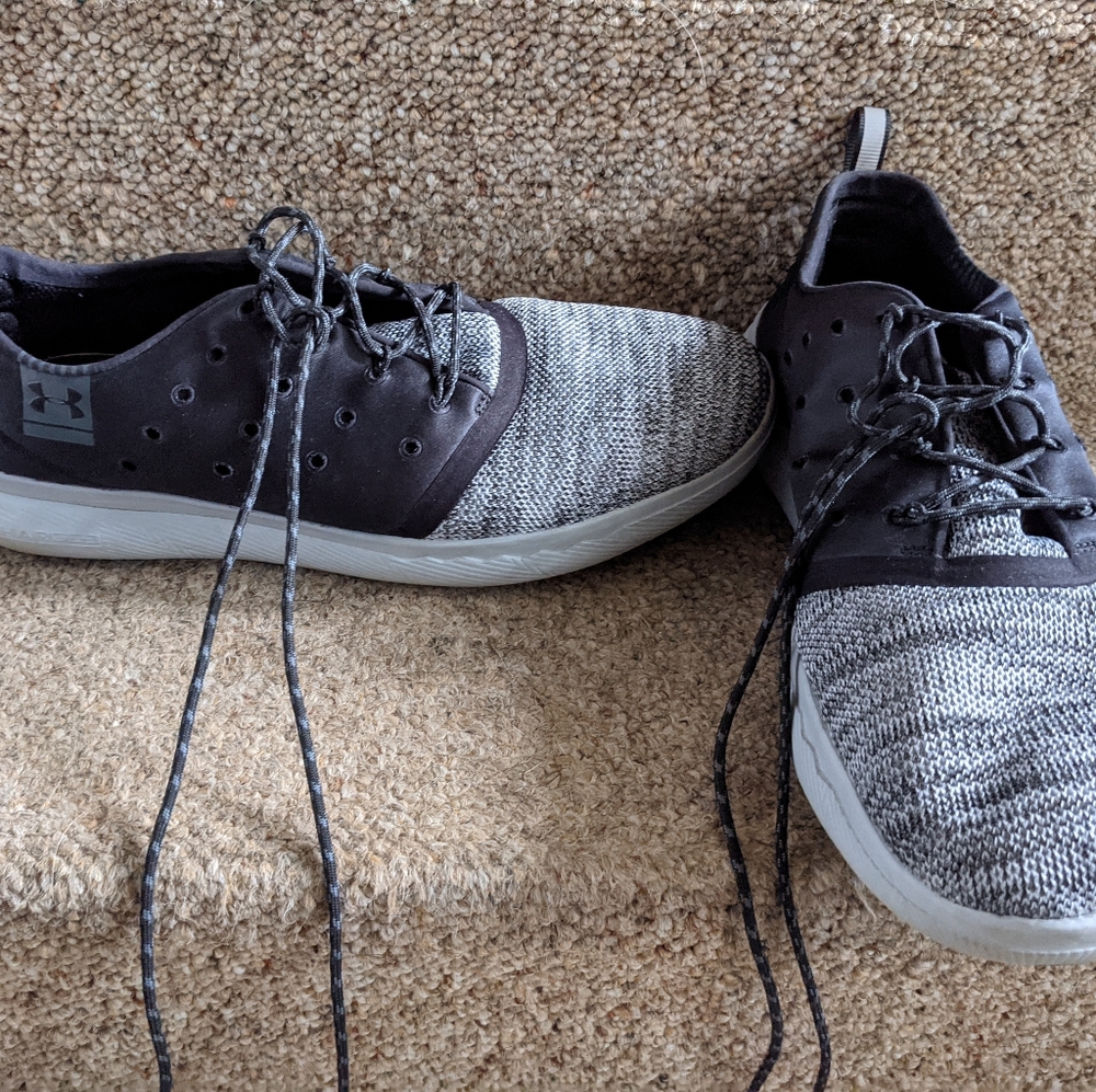 *Sold* Under Armour Men's shoes Size 12